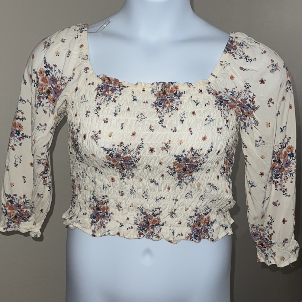 Rewind Off Shoulder Rutched Crop - Picture 2 of 6